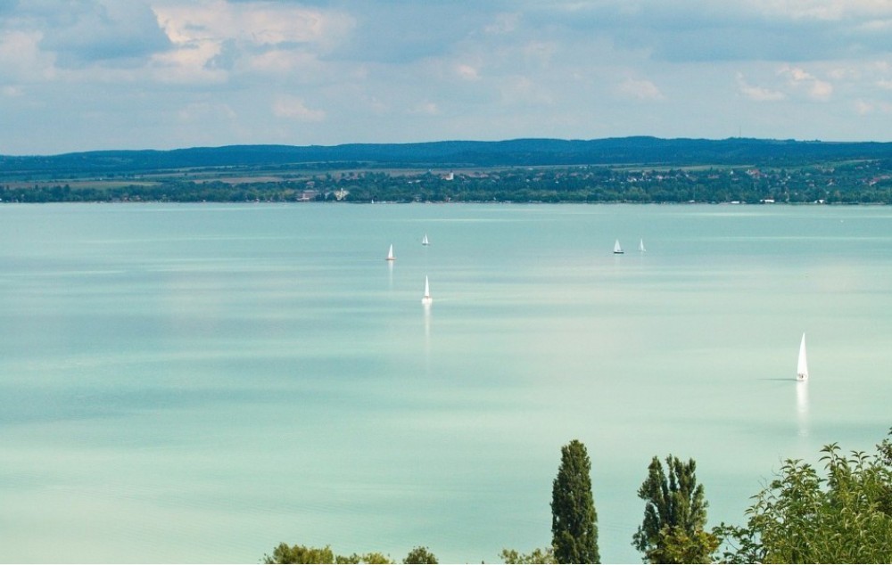 BALATON - STONI BEOGRAD (Sekešfehervar) / HEVIZ - 1 noćenje / Evropski gradovi