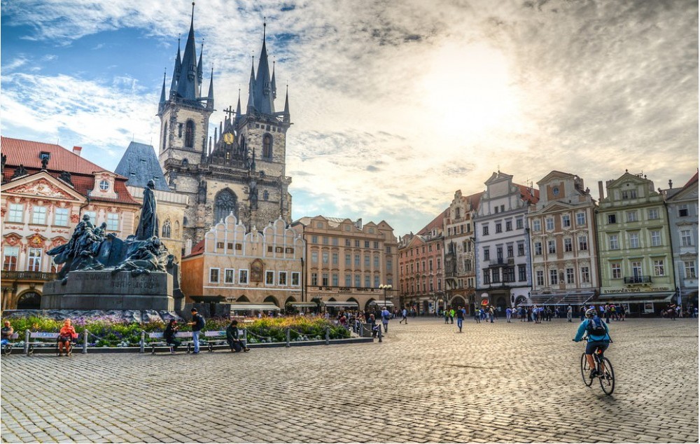 PRAG 3 noćenja / Jesenja putovanja