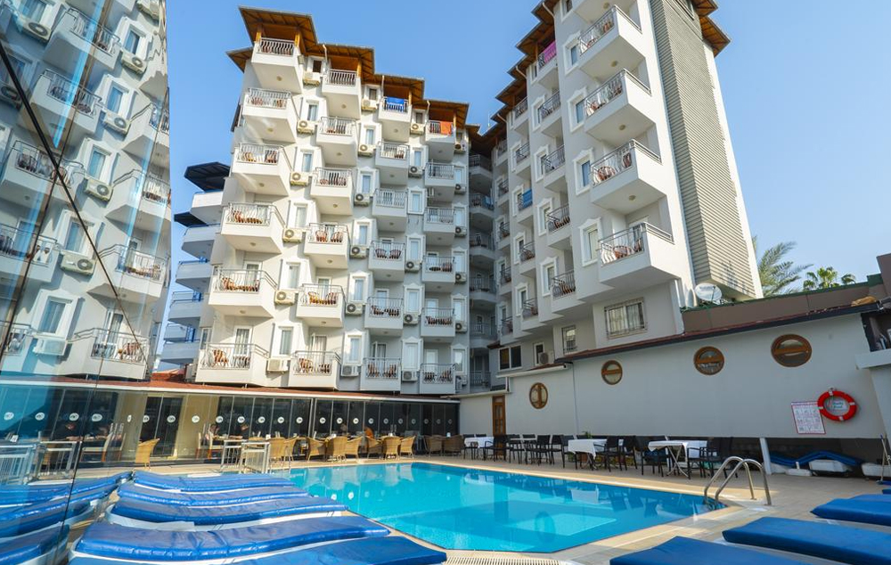 KLEOPATRA AZAK BEACH HOTEL 3* / Hoteli 3*