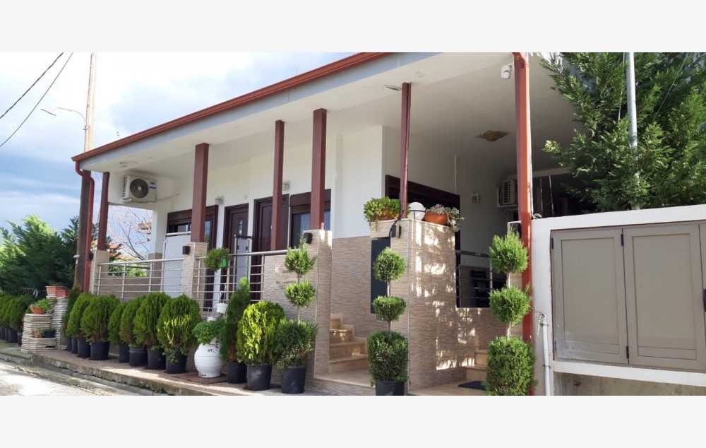 DANAI LUX / Stavros | Letovanje