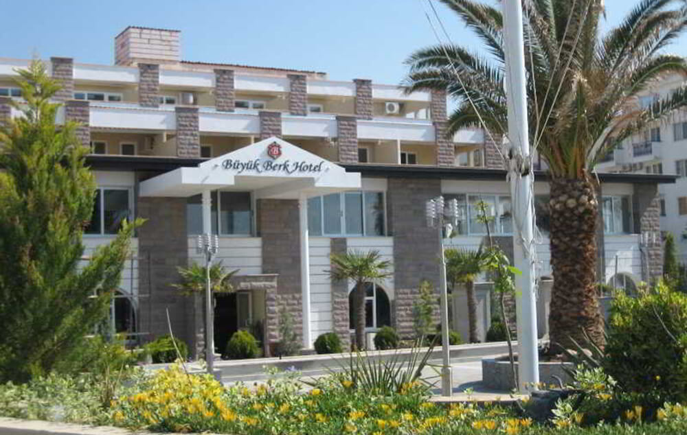 Hotel Buyuk Berk 3* / Hoteli 3*
