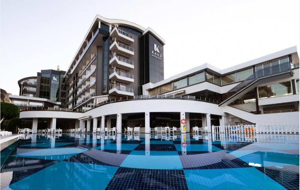 KAILA BEACH HOTEL 5* / Hoteli 5*