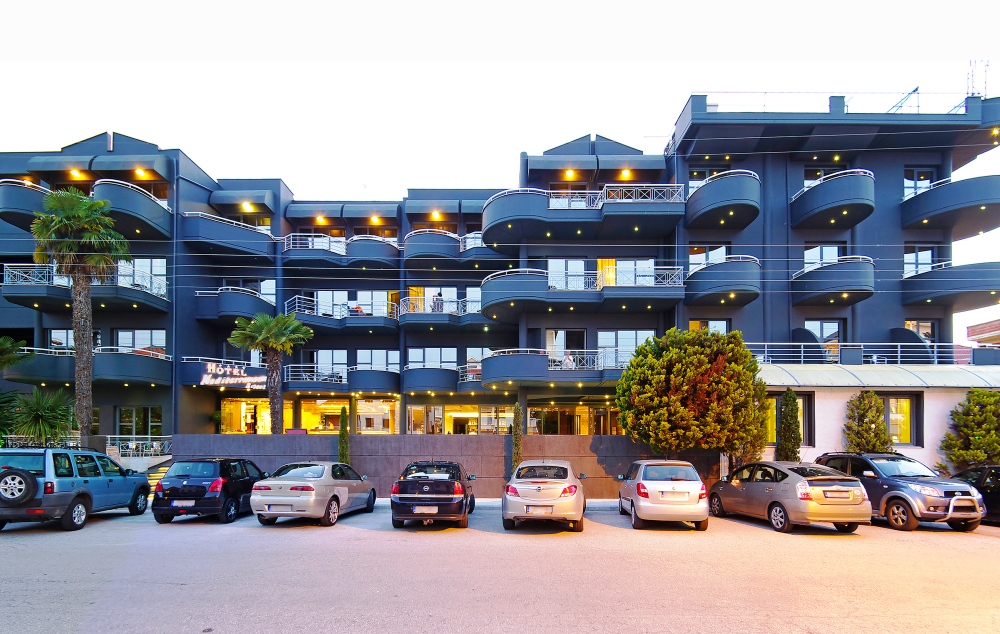 MEDITERRANEAN RESORT 4* / PARALIA / PARALIA