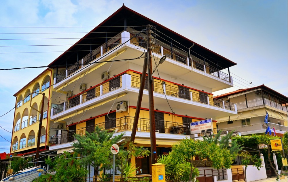 VILA ANDREU / Nei Pori | Letovanje